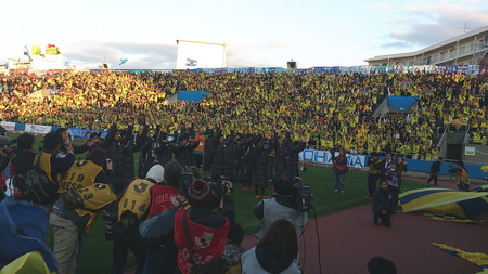 あと一勝　プレーオフ準決勝・横浜FC戦